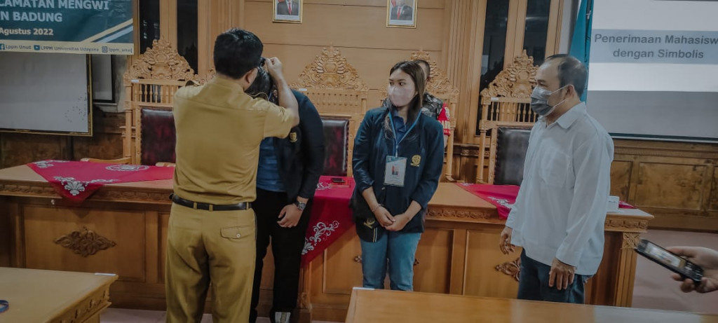 PENERIMAAN MAHASISWA KKN PPM UNIVERSITAS UDAYANA PERIODE XXV TAHUN 2022 DI DESA KUWUM